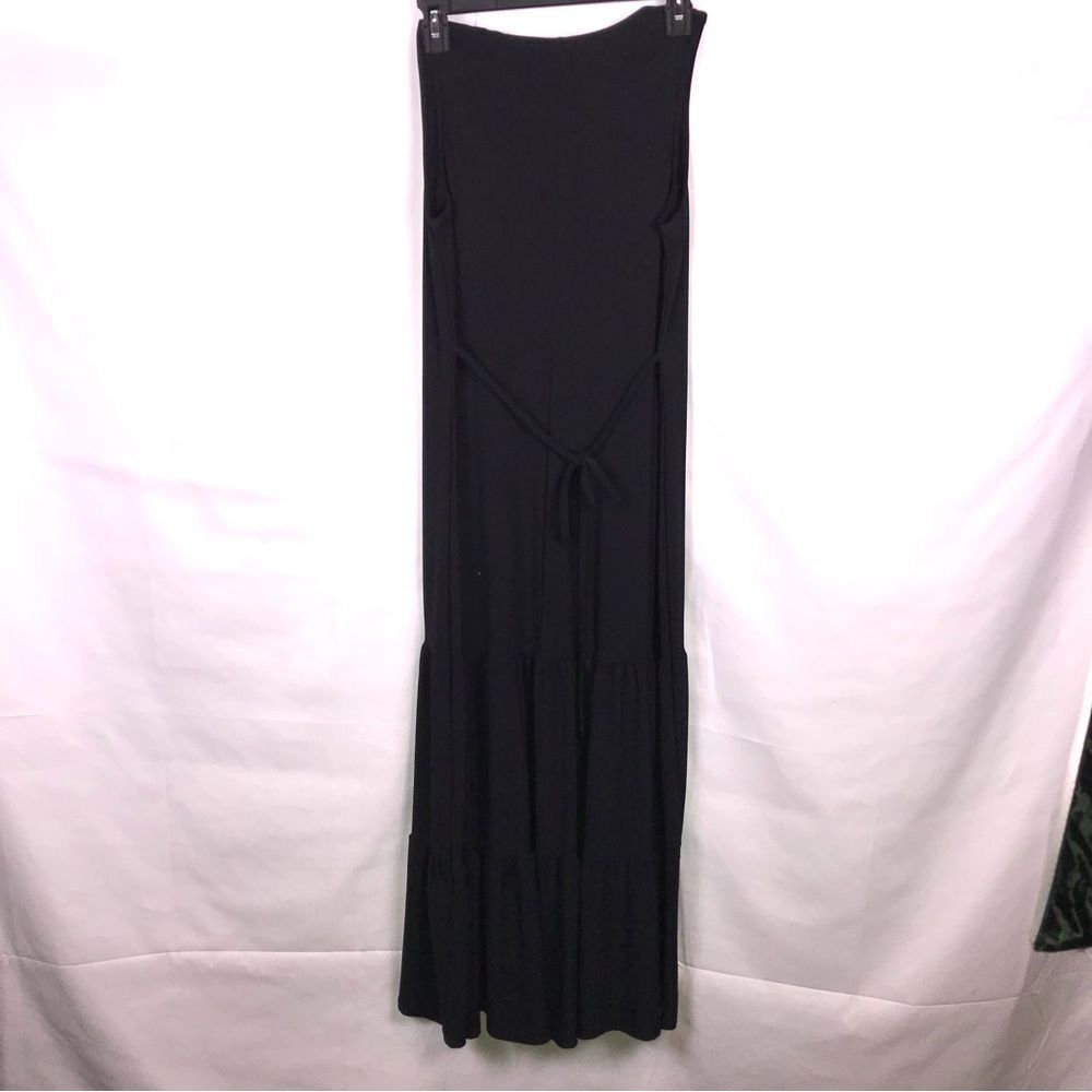 Tash + Sophie Sleeveless Blaxck Maxi Dress